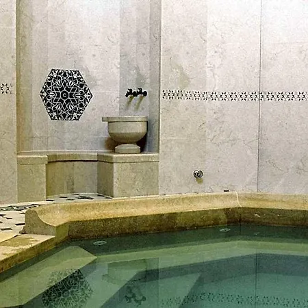 Ξενοδοχείο Isa Begov Hamam 4*