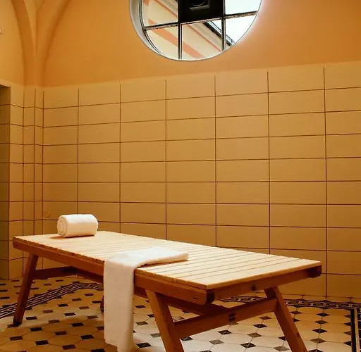 Isa Begov Hamam Hotel 4*